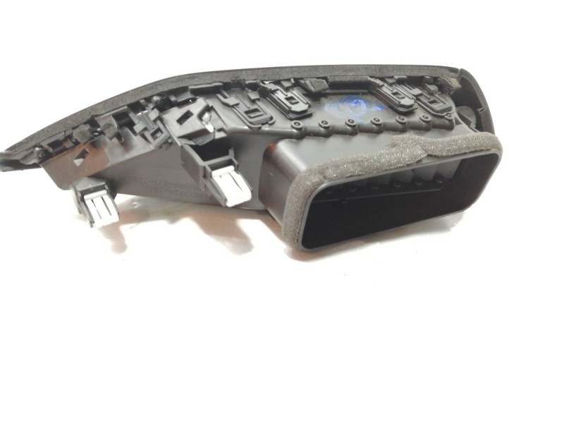Recambio de rejilla aireadora para subaru xv (g5) executive plus referencia OEM IAM 66110FL020  