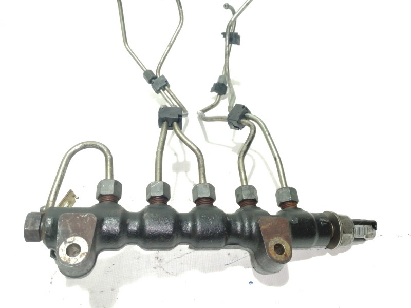 Recambio de rampa inyectora para citroën c4 berlina lx referencia OEM IAM 9654592680  