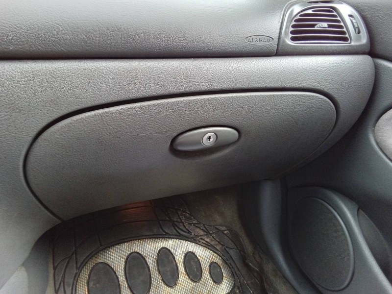 Recambio de guantera para citroën c5 berlina 2.0 hdi sx referencia OEM IAM 9632612977  