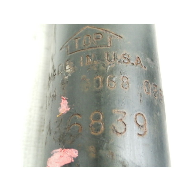 Recambio de amortiguador trasero derecho para nissan trade 2.0 d referencia OEM IAM 736839  