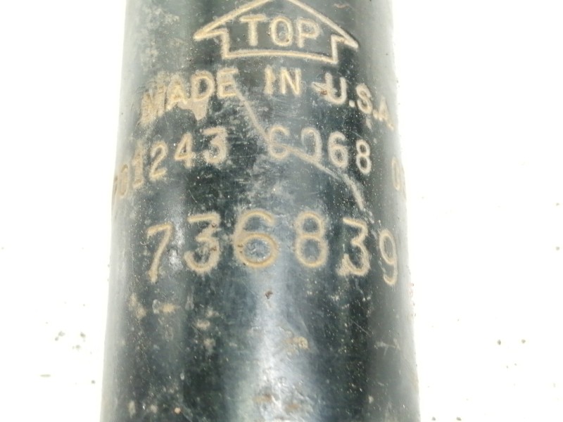 Recambio de amortiguador trasero izquierdo para nissan trade 2.0 d referencia OEM IAM 736839  