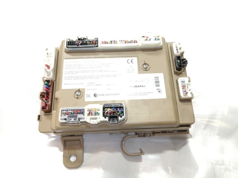 Recambio de caja reles / fusibles para subaru xv (g5) executive plus referencia OEM IAM 82201FL240  
