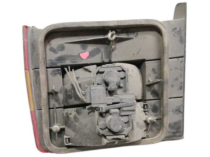 Recambio de piloto trasero izquierdo para volkswagen passat berlina (3a2) gl referencia OEM IAM 3A5945107  