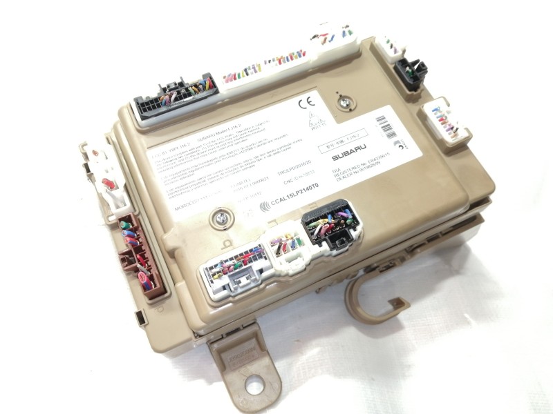Recambio de caja reles / fusibles para subaru xv (g5) executive plus referencia OEM IAM 82201FL240  