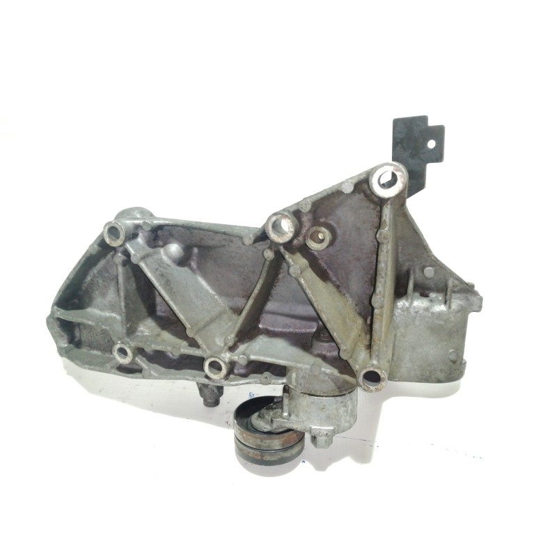 Recambio de soporte alternador para opel vivaro life referencia OEM IAM 8200183234  