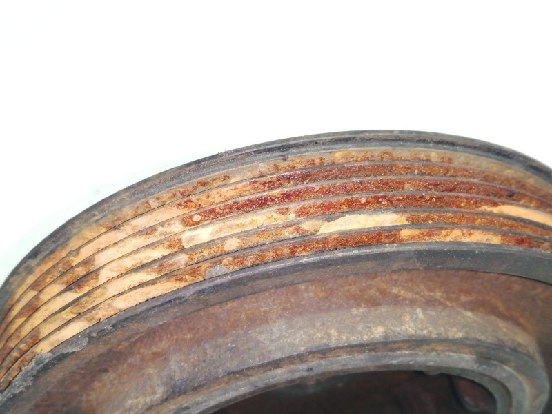 Recambio de polea cigueñal para opel vivaro life referencia OEM IAM C27581  