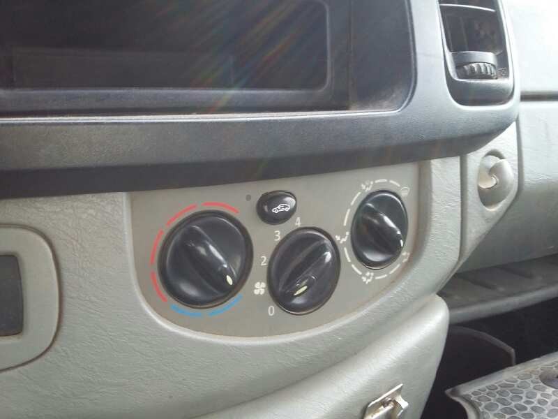 Recambio de mando calefaccion / aire acondicionado para nissan primastar (x83) caja cerrada batalla corta 2,9t referencia OEM IA
