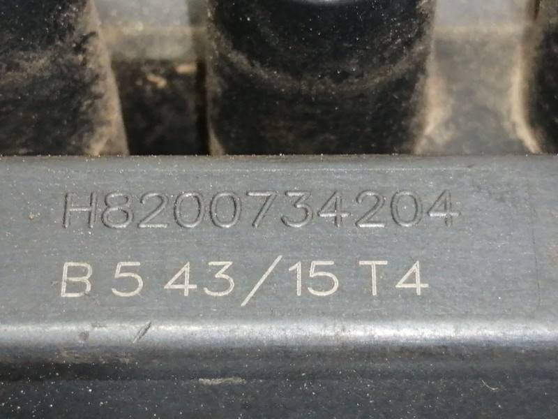 Recambio de bobina encendido para dacia sandero ambiance referencia OEM IAM 8200702693 H8200734204 77040001