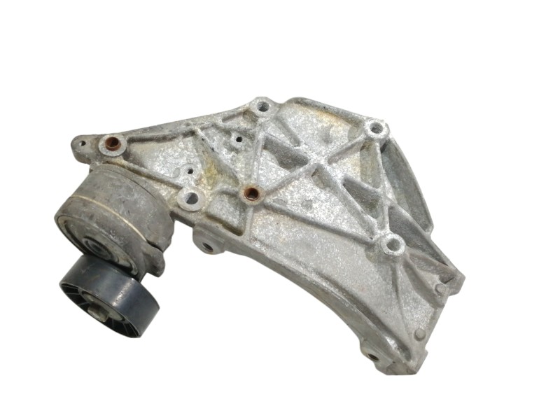 Recambio de soporte alternador para citroën c4 coupe vtr plus referencia OEM IAM   