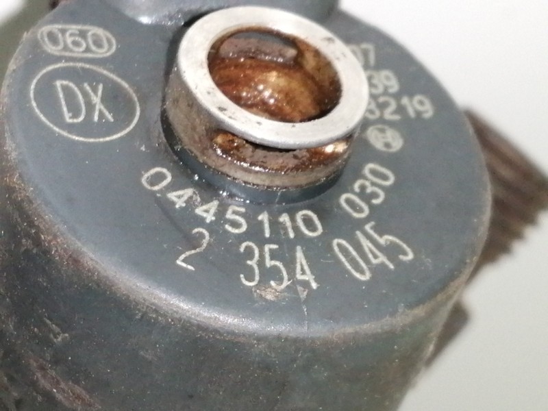 Recambio de inyector para mg serie 75 (rj) 2.0 cdt classic referencia OEM IAM 0445110030  