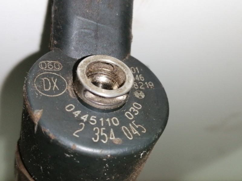 Recambio de inyector para mg serie 75 (rj) 2.0 cdt classic referencia OEM IAM 0445110030  