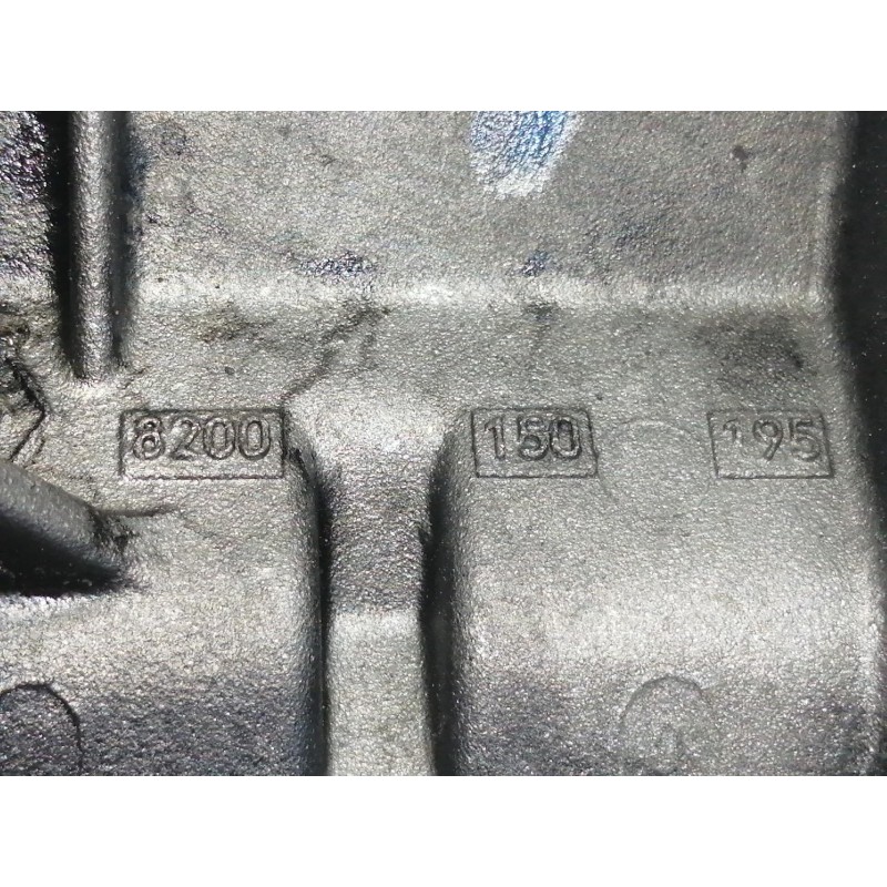 Recambio de bomba aceite para renault kangoo (f/kc0) expression referencia OEM IAM 8200150195  