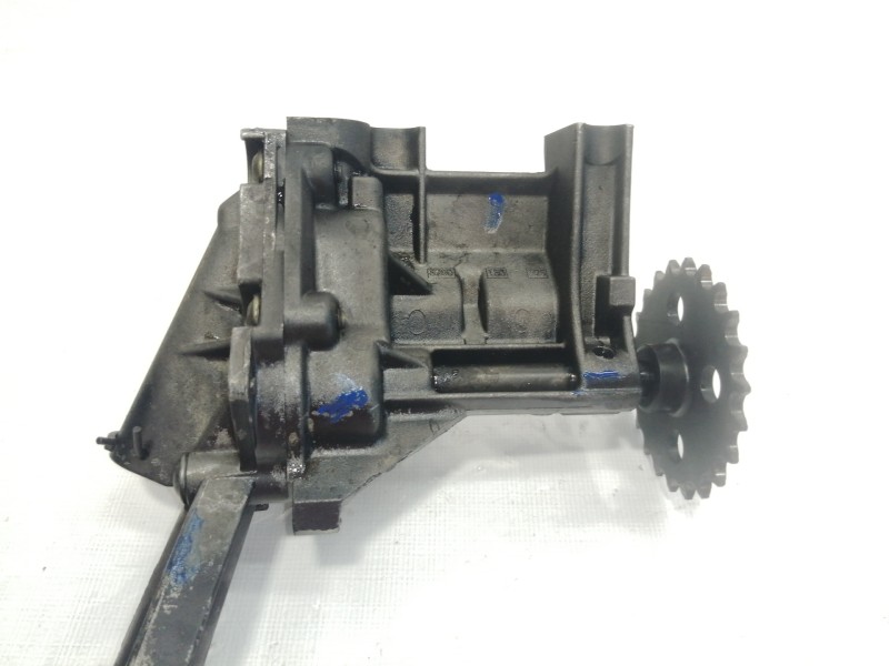 Recambio de bomba aceite para renault kangoo (f/kc0) expression referencia OEM IAM 8200150195  