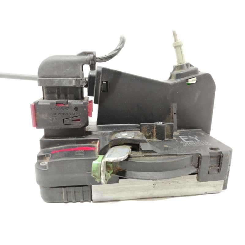 Recambio de cerradura puerta delantera derecha para opel zafira a club referencia OEM IAM 24444016  