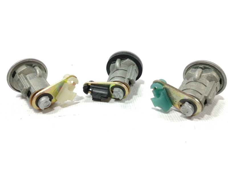 Recambio de conmutador de arranque para kia pride básico berlina referencia OEM IAM KK11D09010  