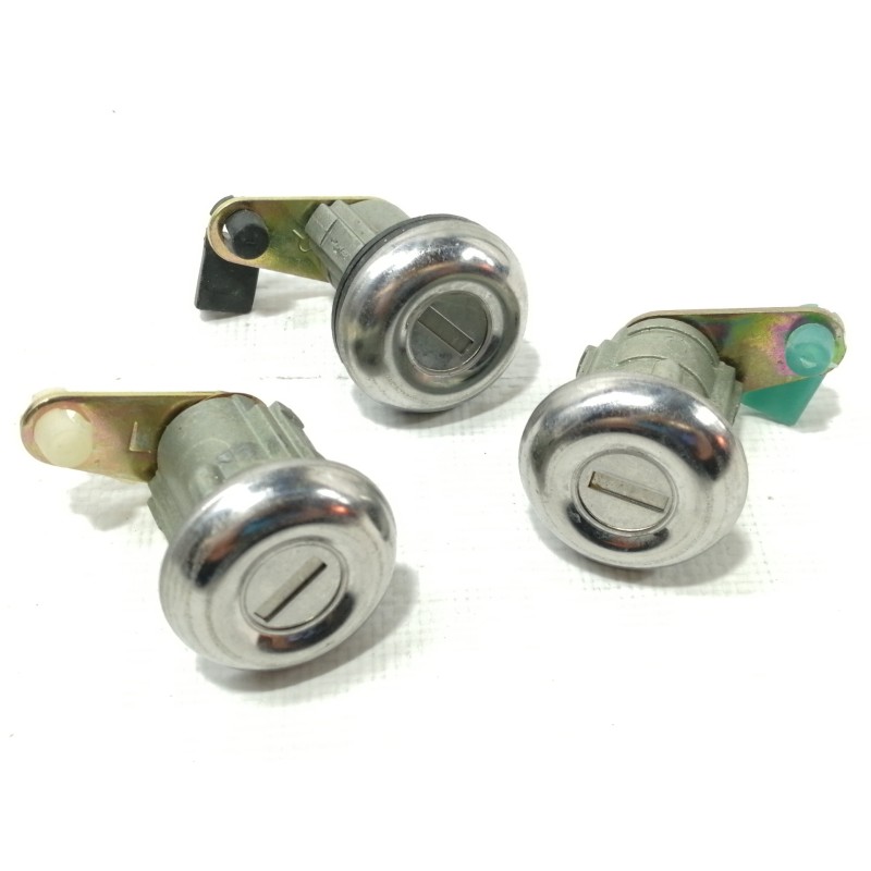 Recambio de conmutador de arranque para kia pride básico berlina referencia OEM IAM KK11D09010  