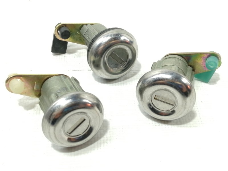 Recambio de conmutador de arranque para kia pride básico berlina referencia OEM IAM KK11D09010  