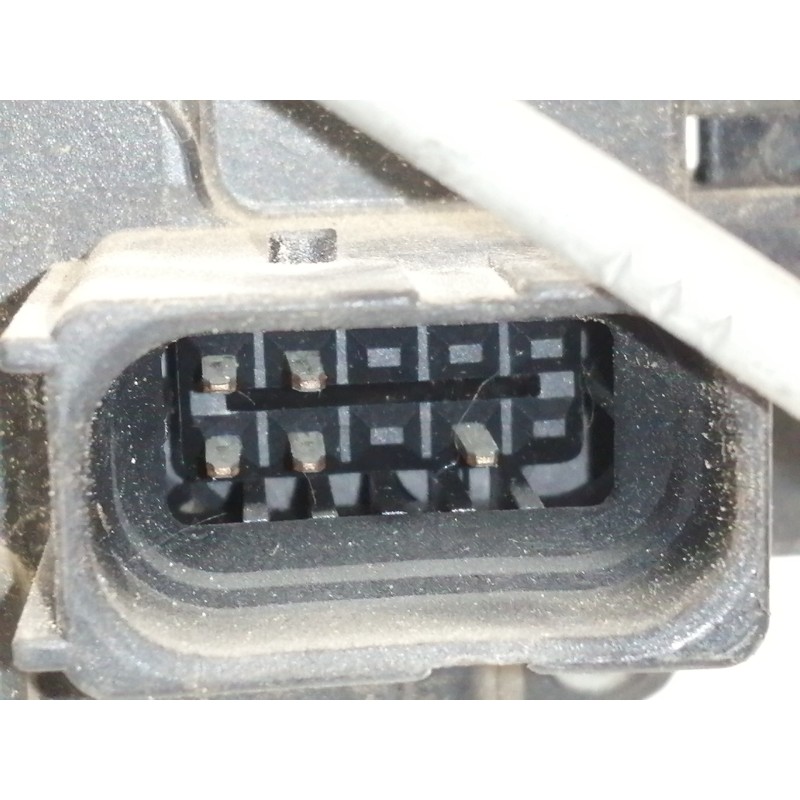 Recambio de cerradura puerta delantera derecha para opel astra h berlina 1.7 16v cdti referencia OEM IAM 13128112  