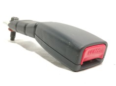 Recambio de enganche cinturon delantero derecho para kia picanto 1.1 crdi active referencia OEM IAM 8884007000HU  