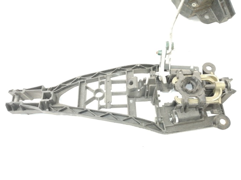 Recambio de cerradura puerta delantera derecha para opel astra h berlina 1.7 16v cdti referencia OEM IAM 13128112  