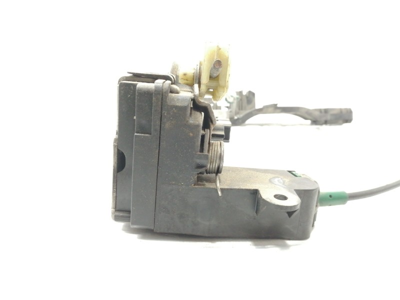 Recambio de cerradura puerta delantera derecha para opel astra h berlina 1.7 16v cdti referencia OEM IAM 13128112  