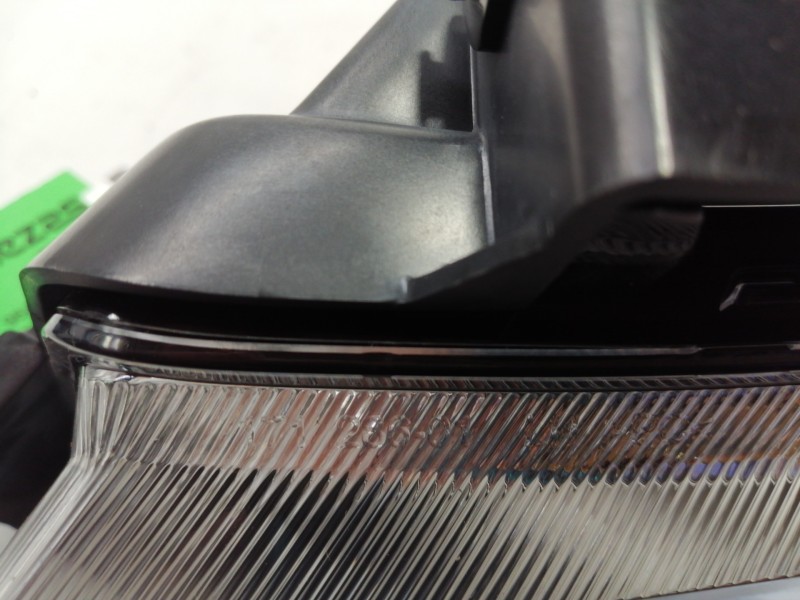 Recambio de faro antiniebla izquierdo para hyundai i30cw classic business referencia OEM IAM 17128601  