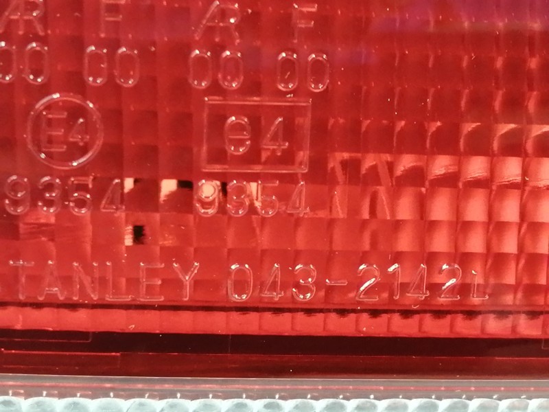 Recambio de piloto trasero izquierdo interior para suzuki baleno berlina sy (eg) 1.6 (4-ptas.) referencia OEM IAM 0432142L  