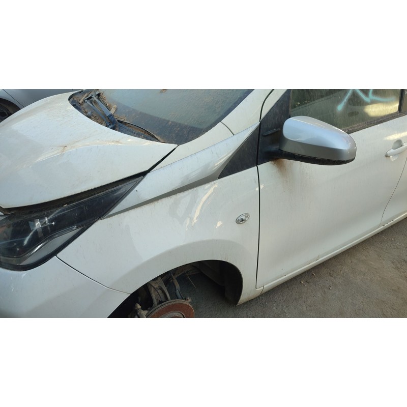 Recambio de aleta delantera izquierda para toyota aygo (_b4_) 1.0 (kgb40) referencia OEM IAM 538120H030  