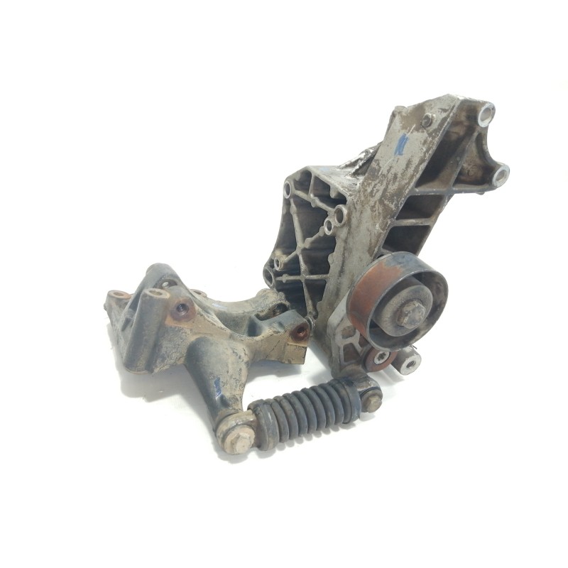 Recambio de soporte alternador para citroën xsara berlina 1.6i 16v exclusive referencia OEM IAM 9631005880  