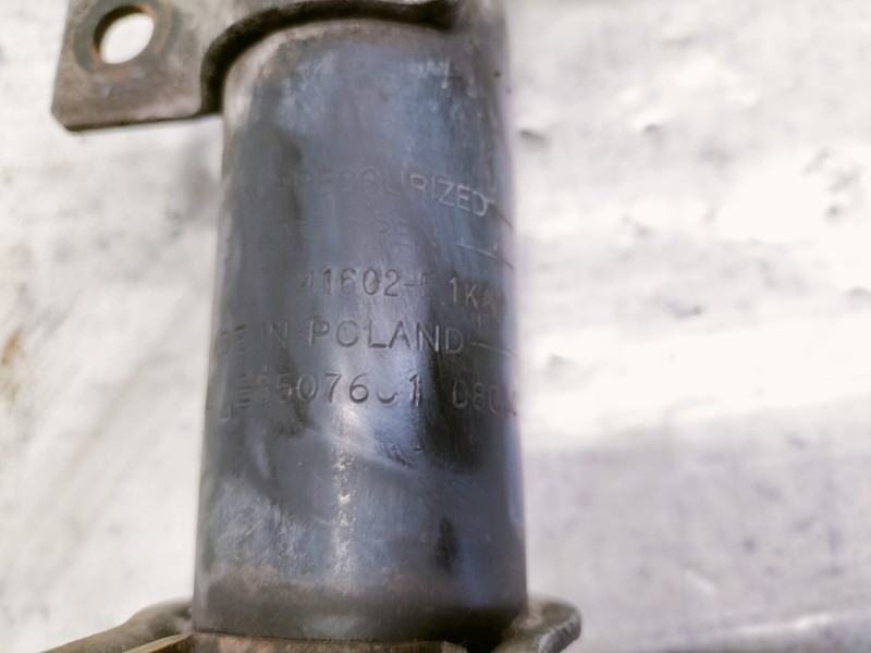 Recambio de amortiguador delantero izquierdo para opel agila b enjoy referencia OEM IAM 4160251KA0 E3507601 0805053 1KA0 