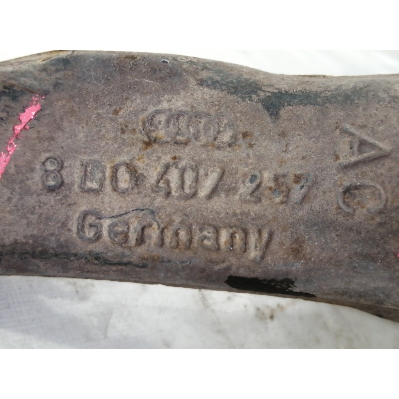 Recambio de mangueta delantera izquierda para volkswagen passat berlina (3b2) 1.9 tdi referencia OEM IAM 8D0407257  