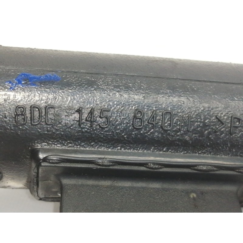 Recambio de tubo para volkswagen passat berlina (3b2) comfortline referencia OEM IAM 8D0145840M  