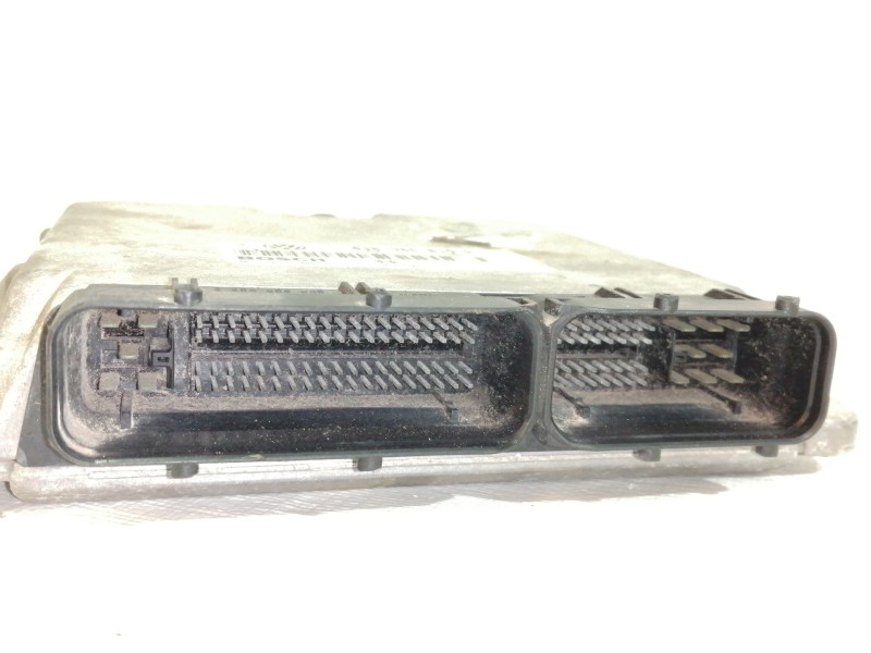 Recambio de centralita motor uce para volkswagen passat berlina (3b2) 1.9 tdi referencia OEM IAM 038906019A  