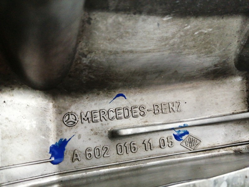 Recambio de tapa balancines para mercedes-benz clase e (w210) berlina diesel 290 turbodiesel (210.017) referencia OEM IAM A60201