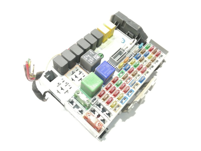 Recambio de caja reles / fusibles para opel zafira a club referencia OEM IAM 24412497  