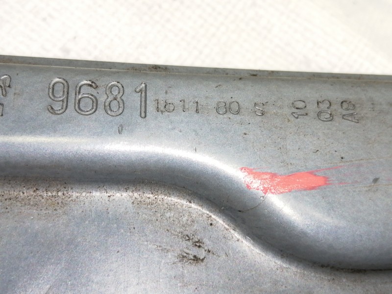 Recambio de elevalunas delantero derecho para peugeot 207 1.6 16v hdi referencia OEM IAM 9681181180S  