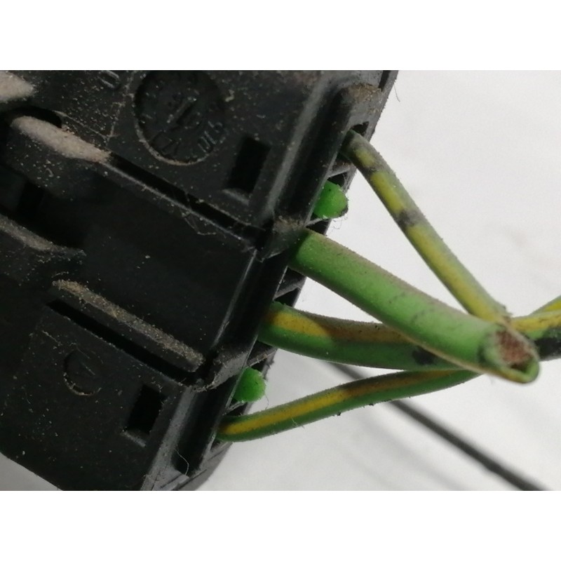 Recambio de elevalunas delantero izquierdo para peugeot 207 1.6 16v hdi referencia OEM IAM 440787E  