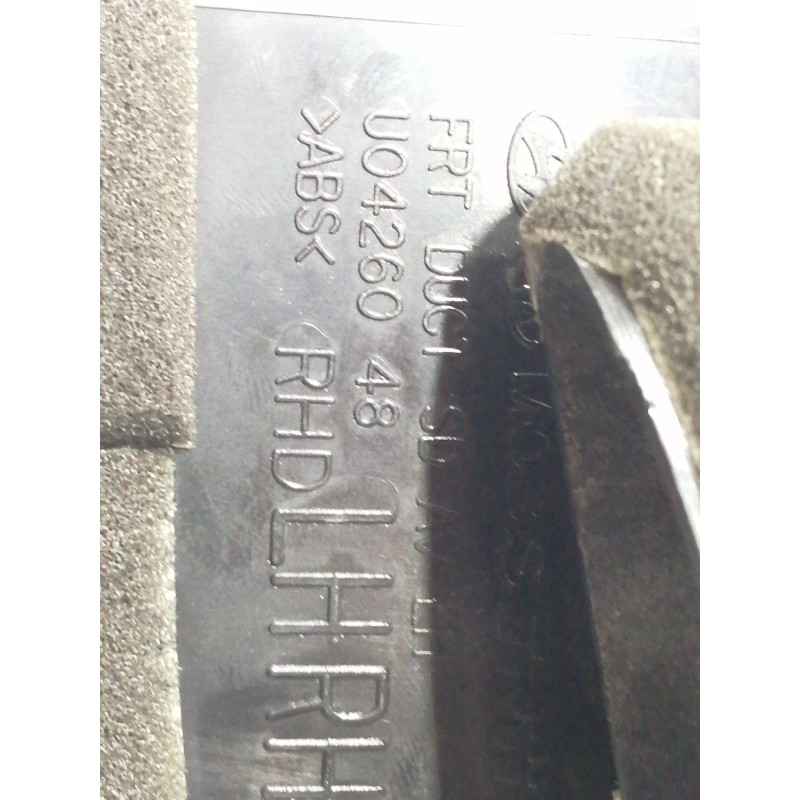 Recambio de rejilla aireadora para hyundai santa fe (bm) 2.2 crdi classic (2wd) referencia OEM IAM 974902B900  