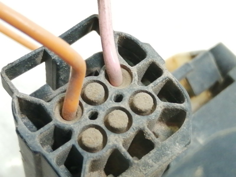 Recambio de cerradura puerta delantera derecha para mg serie 200 (xw) 1.4 16v cat referencia OEM IAM   