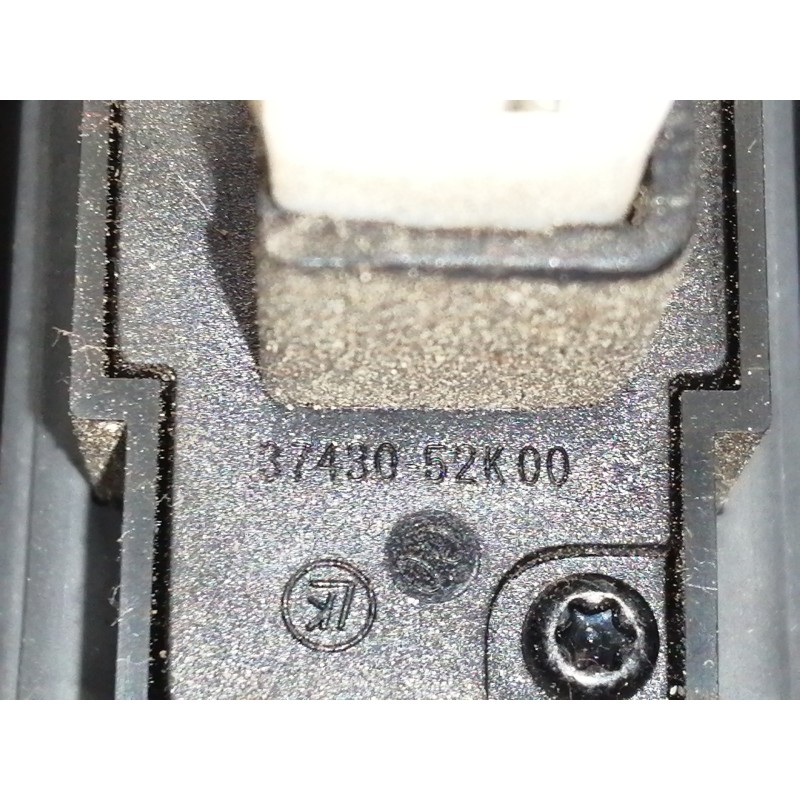 Recambio de warning para opel agila b enjoy referencia OEM IAM 3743052K00  