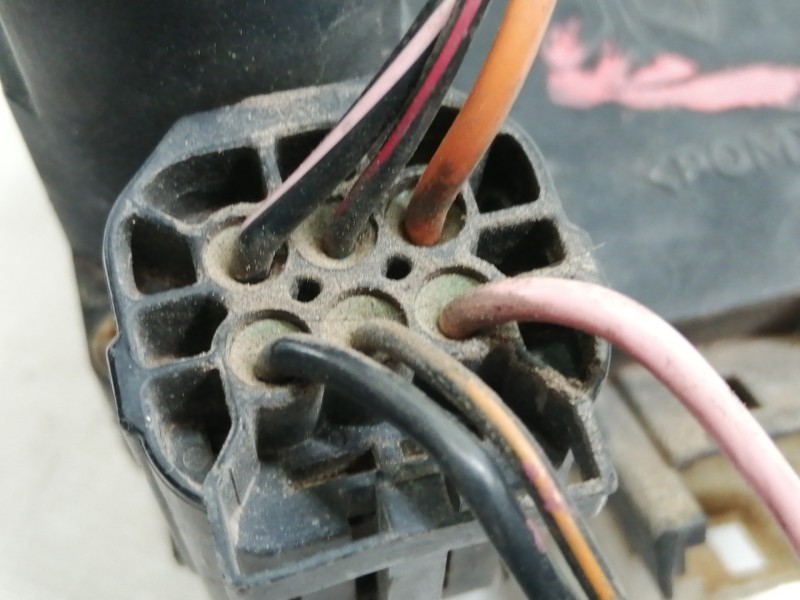 Recambio de cerradura puerta delantera izquierda para mg serie 200 (xw) 1.4 16v cat referencia OEM IAM   