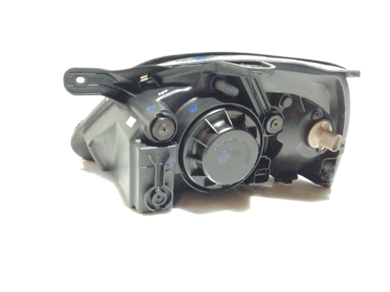 Recambio de faro derecho para kia rio ls berlina (5-ptas.) referencia OEM IAM 84618462  