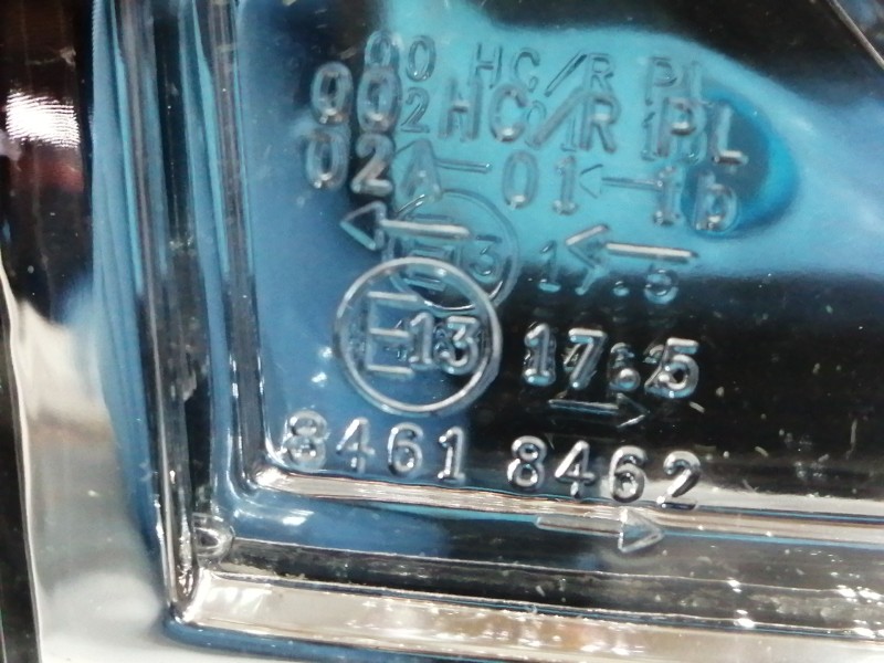 Recambio de faro derecho para kia rio ls berlina (5-ptas.) referencia OEM IAM 84618462  