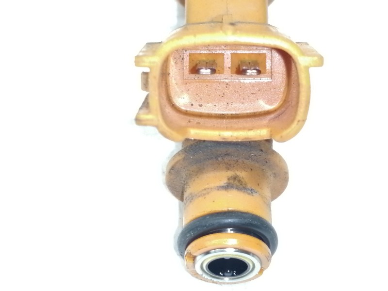 Recambio de rampa inyectora para opel agila b enjoy referencia OEM IAM 008082424  