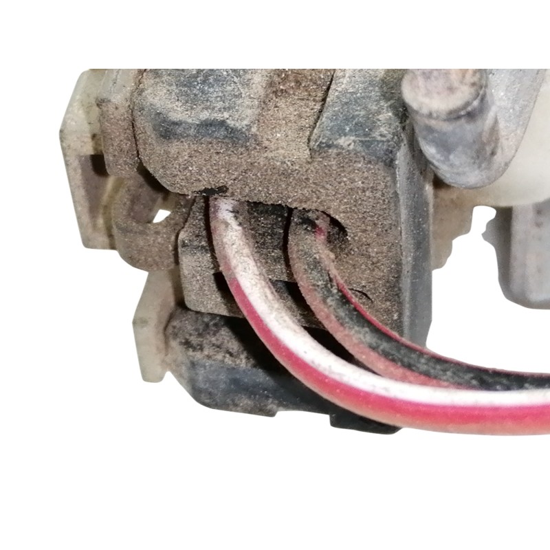 Recambio de cerradura puerta delantera derecha para nissan vanette cargo 2.3 diesel referencia OEM IAM 8055261U01  
