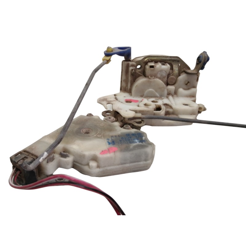 Recambio de cerradura puerta delantera derecha para nissan vanette cargo 2.3 diesel referencia OEM IAM 8055261U01  