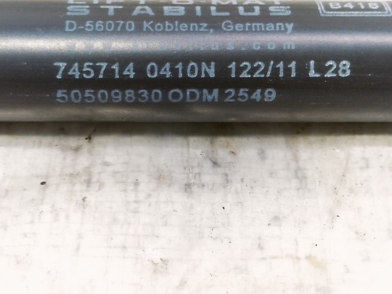 Recambio de amortiguadores maletero / porton para alfa romeo giulietta (191) distinctive referencia OEM IAM 50509830 7457140410N