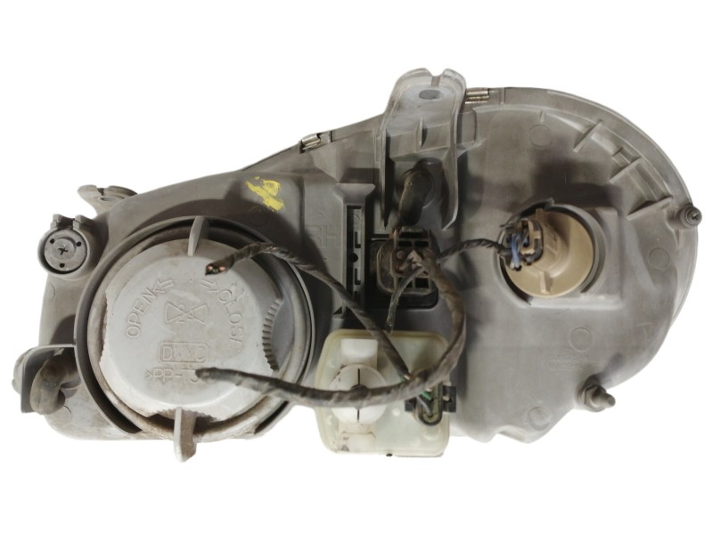 Recambio de faro derecho para daewoo lanos sx referencia OEM IAM 0301000784  