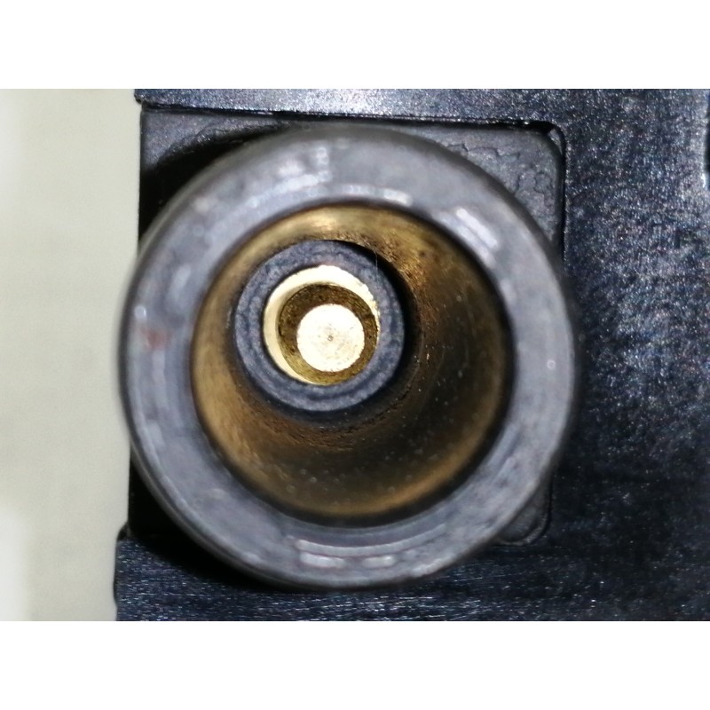 Recambio de bobina encendido para kia shuma ii 1.6 ls berlina portón referencia OEM IAM OK2A318100A  