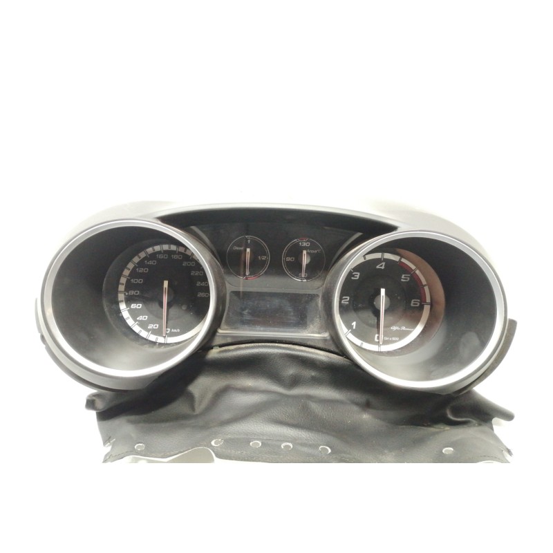 Recambio de cuadro instrumentos para alfa romeo giulietta (191) distinctive referencia OEM IAM 50516478  